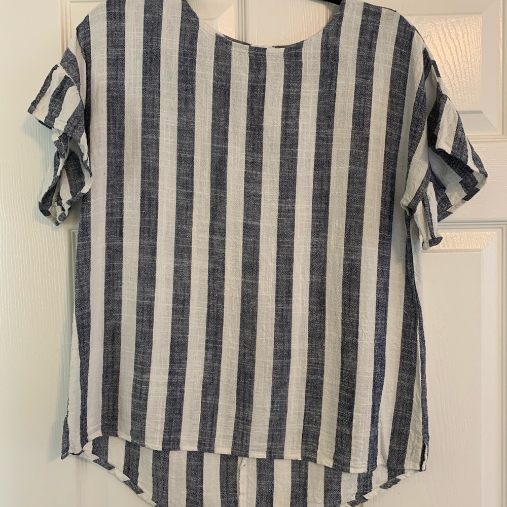 Navy blue and white linen top